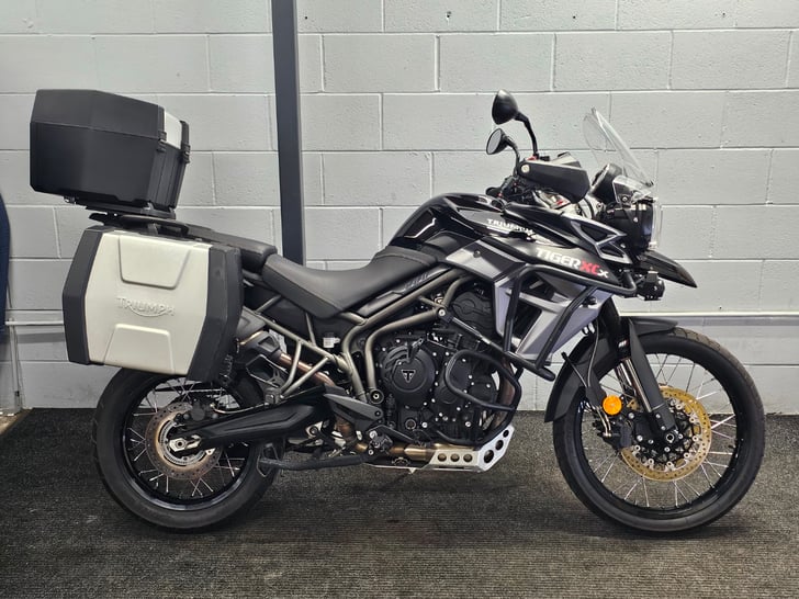 Triumph TIGER 800 XCX