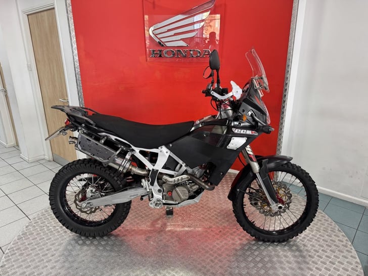 Ccm GP450 ADVENTURE