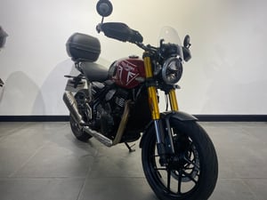 Used Triumph SPEED 400 SPEED 400 for sale in Newcastle | Image 3
