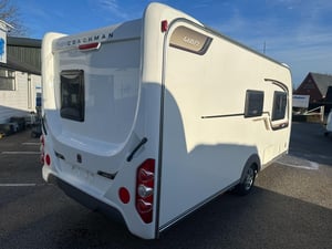 Used Coachman VIP VIP 460 for sale in Preston | Image 2