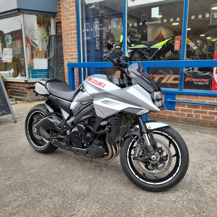 SUZUKI KATANA