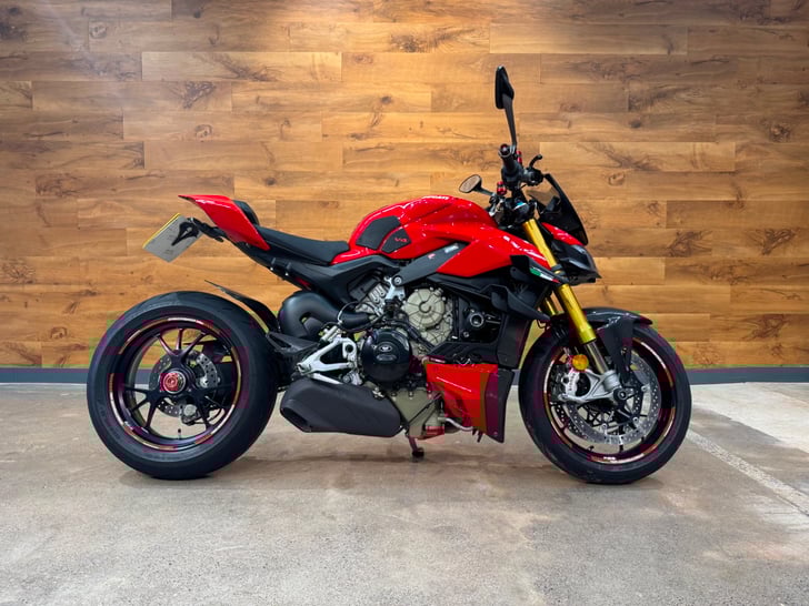 Ducati STREETFIGHTER V4 S