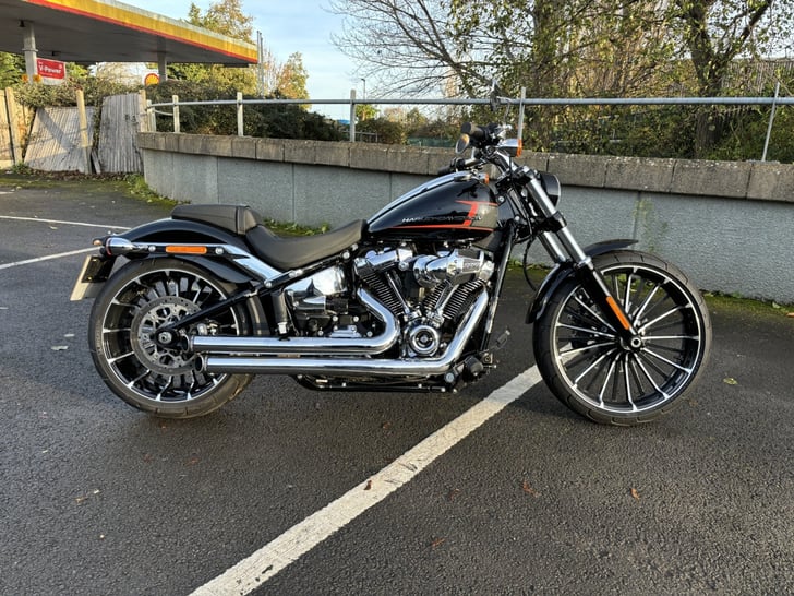 HARLEY-DAVIDSON BREAKOUT 117 