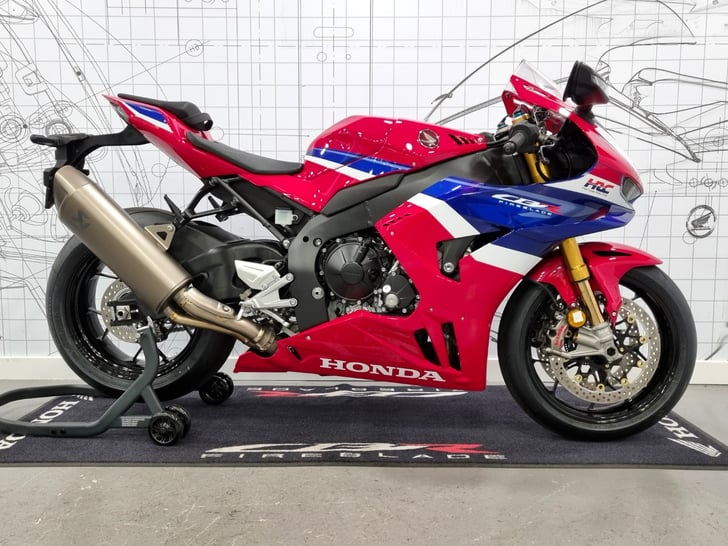 Honda CBR1000RR-R FIREBLADE