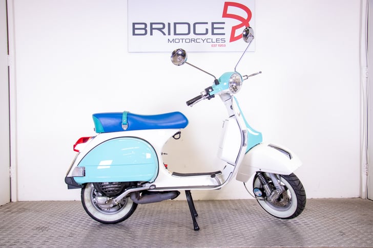 Piaggio VESPA PX125