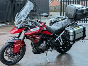 Used Triumph TIGER 900 GT TIGER 900 GT for sale in Stoke On Trent | Image 2