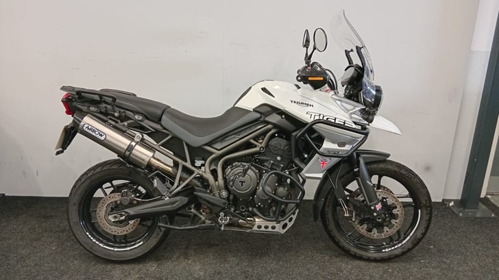 Triumph TIGER 800 XCA