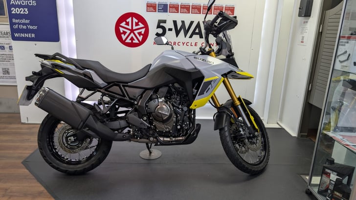 Suzuki V-STROM 800DE