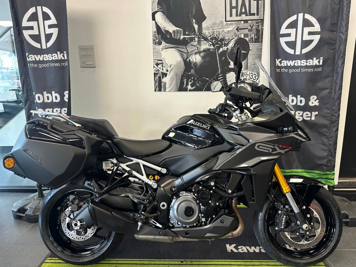 Suzuki GSX-S1000GX+