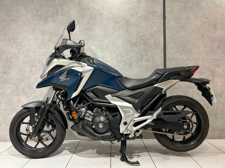 HONDA NC750X DCT