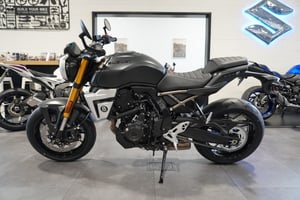 Suzuki GSX-8T