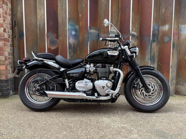 Triumph SPEEDMASTER 1200