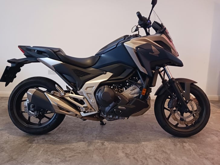 HONDA NC750X DCT 2023 