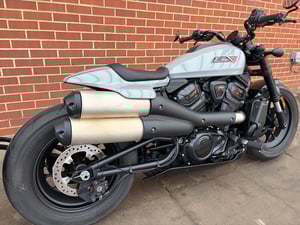 Used Harley-Davidson SPORTSTER S SPORTSTER S for sale in London | Image 2
