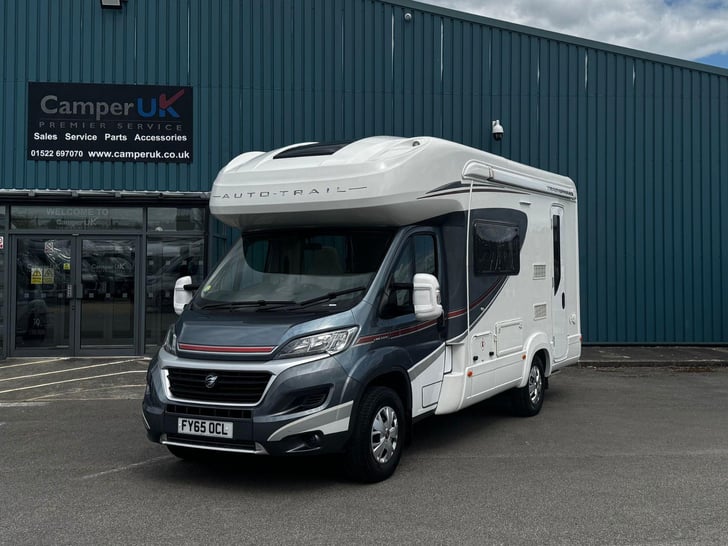 Auto-Trail TRACKER EKS