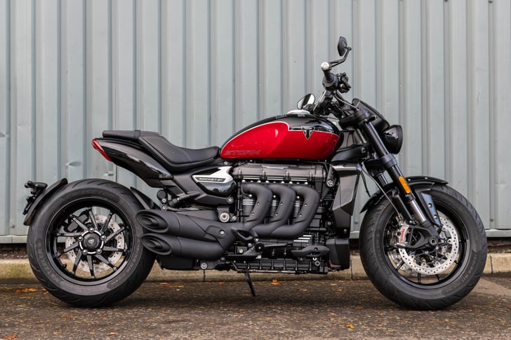 Triumph ROCKET 3 STORM R