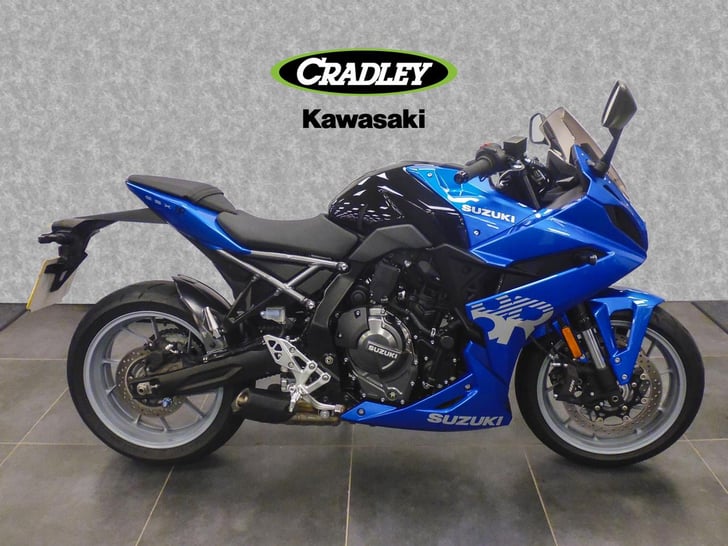 Suzuki GSX-8R