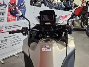 Used Honda NT1100 DCT ELECTRONIC SUSPENSION NT1100 DCT ELECTRONIC SUSPENSION for sale in Newcastle-under-Lyme | Image 2