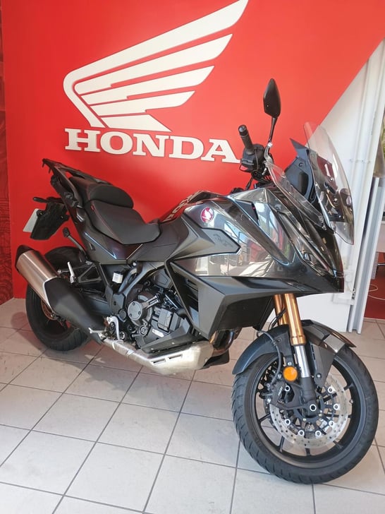 Honda NT1100 DCT