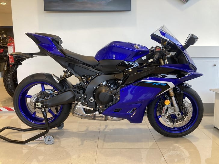 Yamaha YZF-R9
