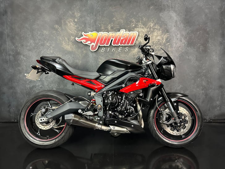 Triumph STREET TRIPLE 675 R