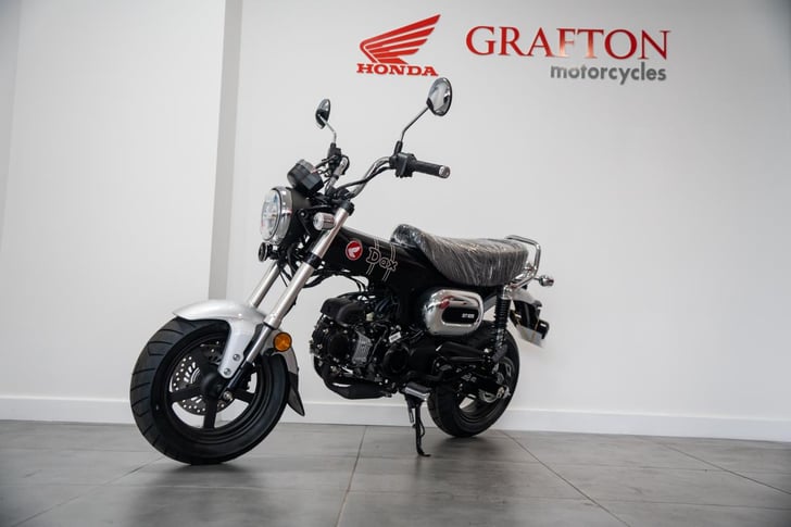 Honda ST125 DAX 