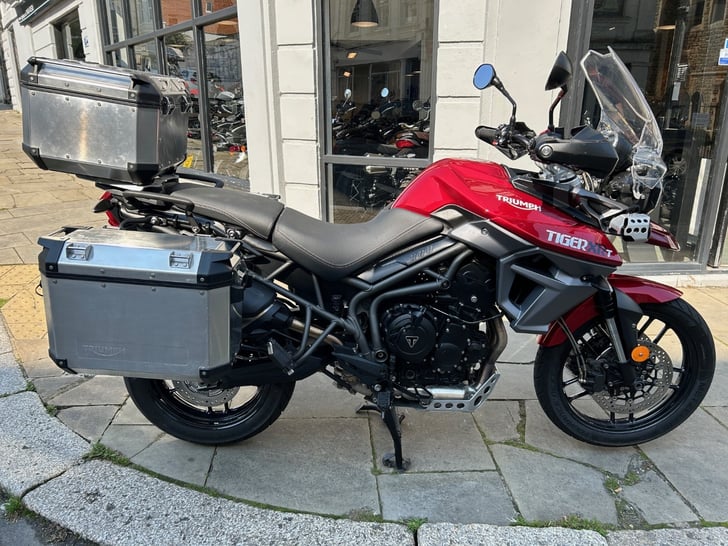 Triumph TIGER 800 XRT