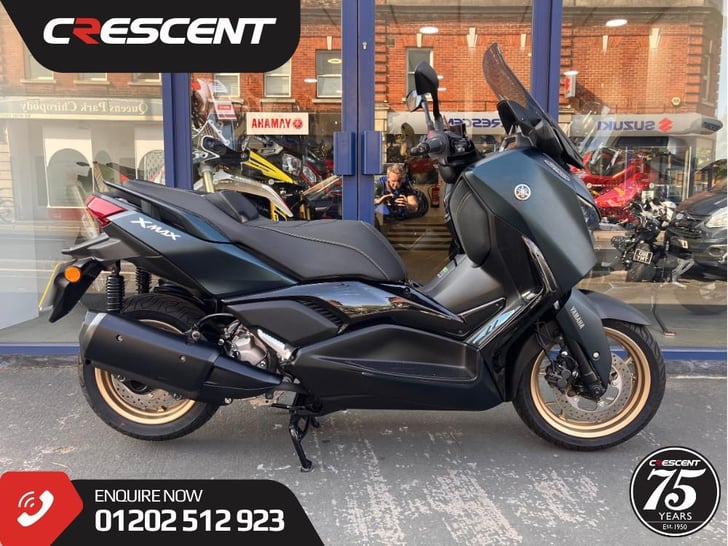 YAMAHA X-MAX TECH MAX 300 CZD300 