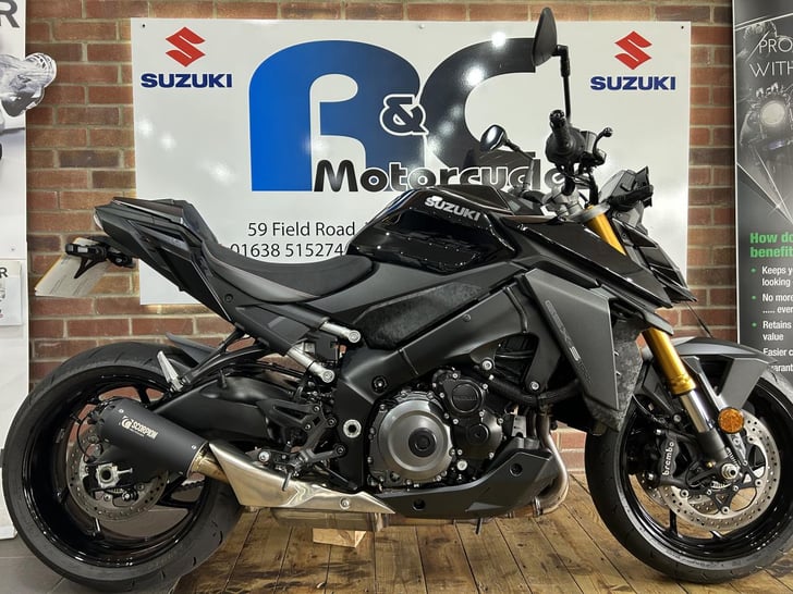 Suzuki GSXS 1000 RQ2 M3 