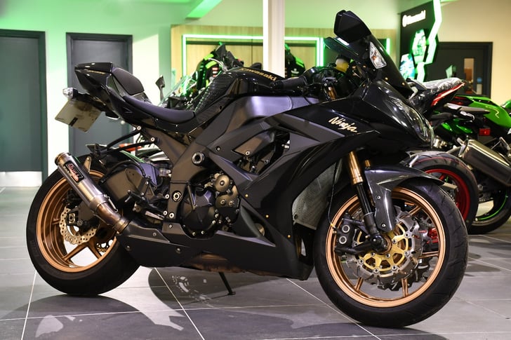 Zx10r price 2024