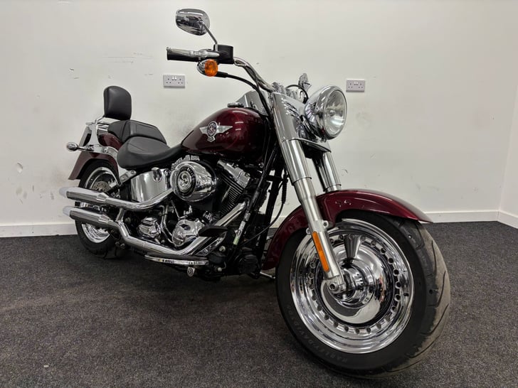 HARLEY-DAVIDSON SOFTAIL FLSTF FAT BOY