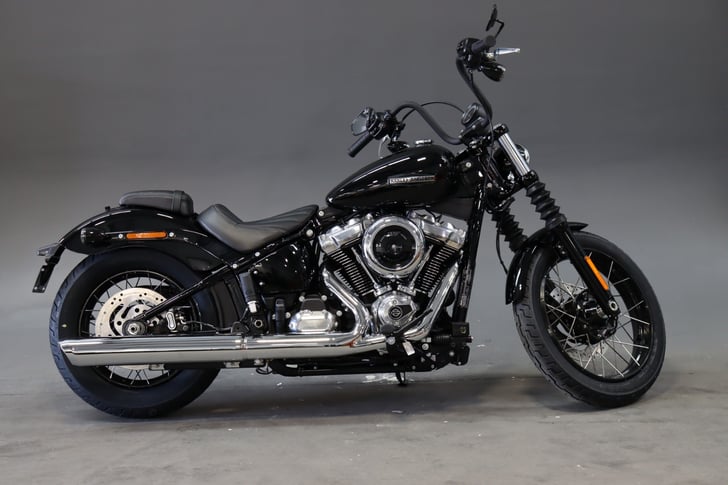 Harley-Davidson SOFTAIL FXBB STREET BOB