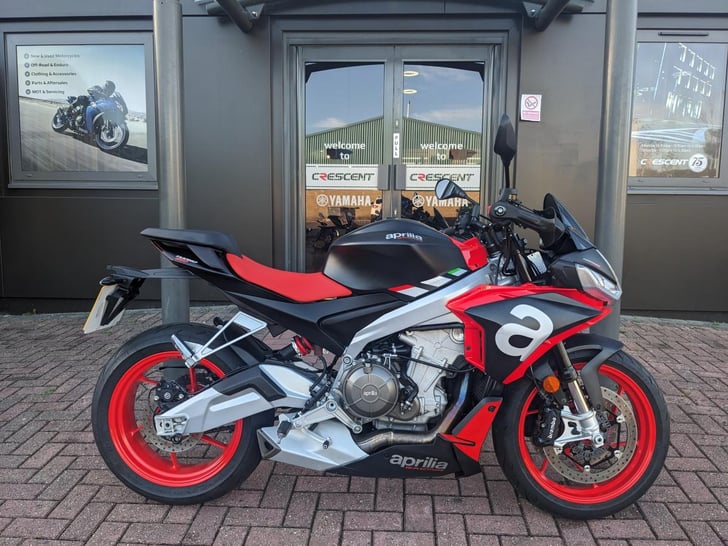 Aprilia TUONO 660