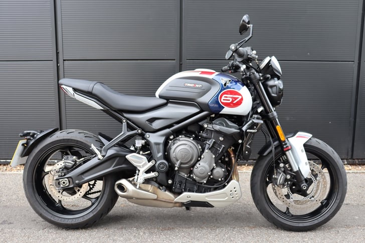 Triumph TRIDENT 660 TRIPLE TRIBUTE EDITION