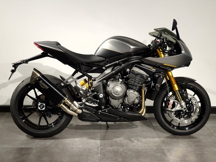 Triumph SPEED TRIPLE 1200 RR BREITLING EDITION