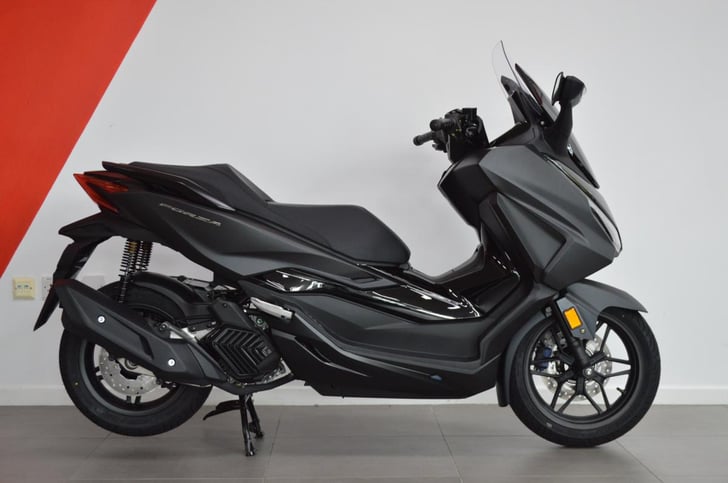 Honda NSS125 FORZA
