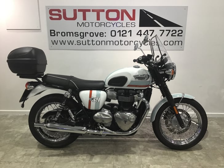 Triumph BONNEVILLE T100