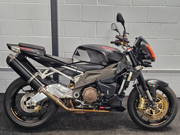 Aprilia TUONO 1000