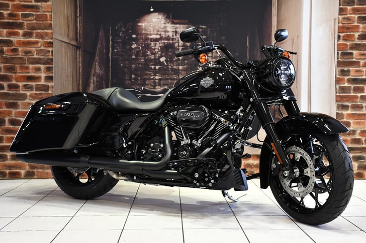 Road king shop special black