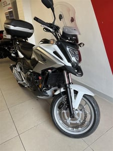 Used Honda NC750X NC750X 750 for sale in Newcastle upon Tyne | Image 2