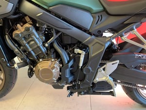 Used Honda CB650R E-Clutch CB650R E-CLUTCH for sale in Newcastle upon Tyne | Image 2