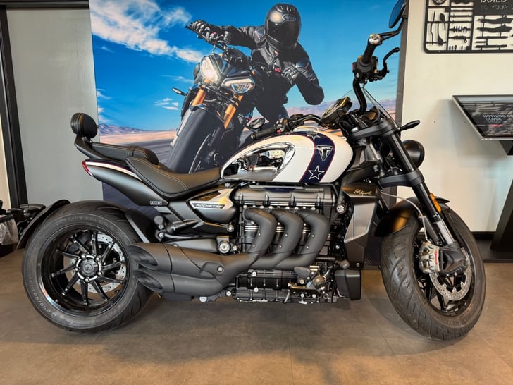 TRIUMPH ROCKET 3 GT