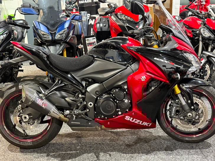 Suzuki GSX-S1000F
