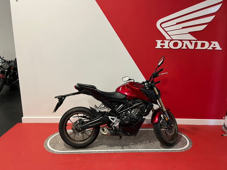 Honda CB125R