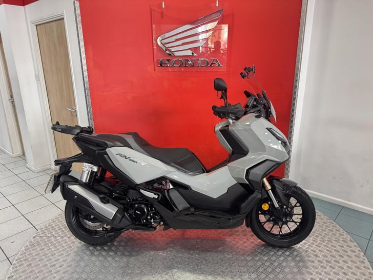 Honda ADV 350