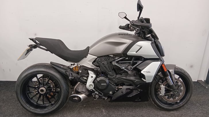 Ducati DIAVEL 1260