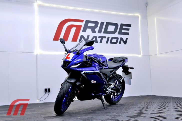 Yamaha R125 (YZF 125-A) 