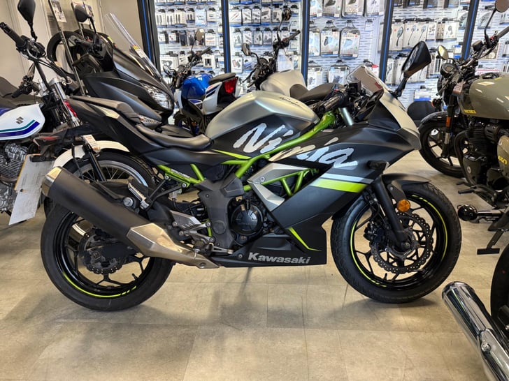 Kawasaki NINJA 125 EURO 4