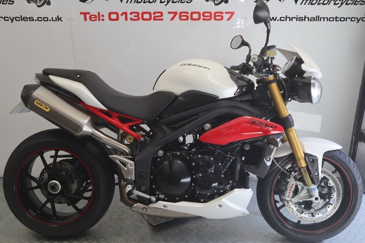 Triumph SPEED TRIPLE R