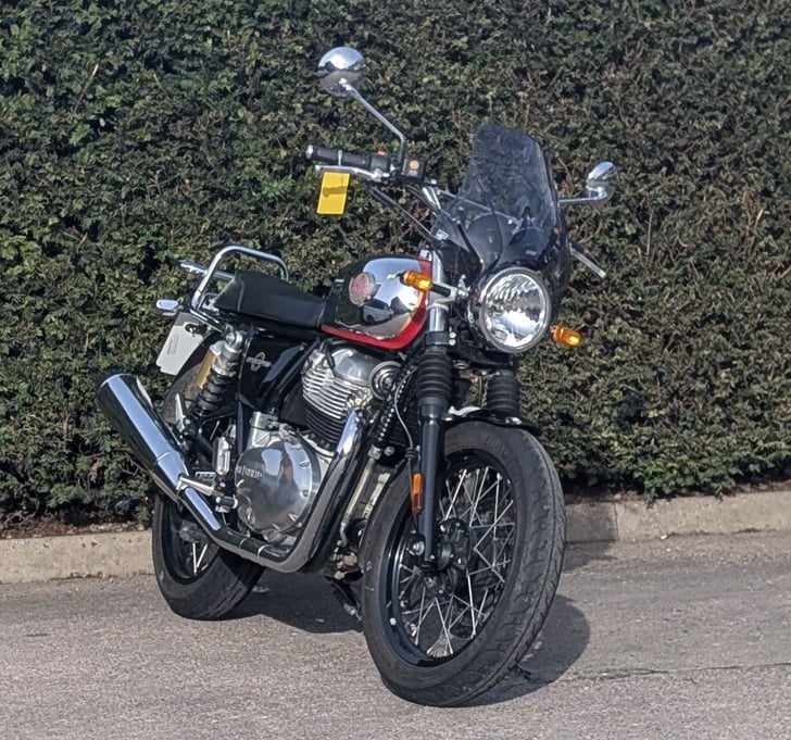 ROYAL ENFIELD INTERCEPTOR 650